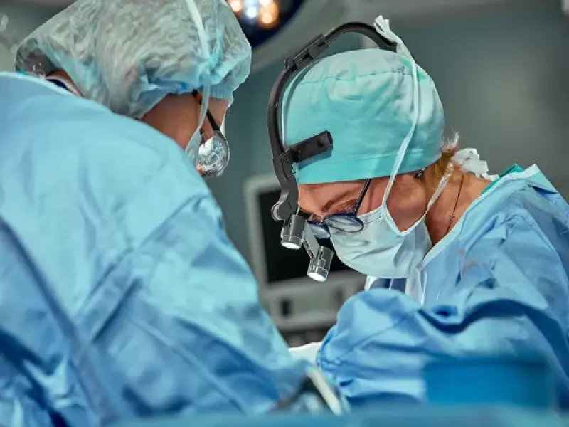 Mituri despre Chirurgia Plastică: O Abordare Bazată pe Dovezi Științifice