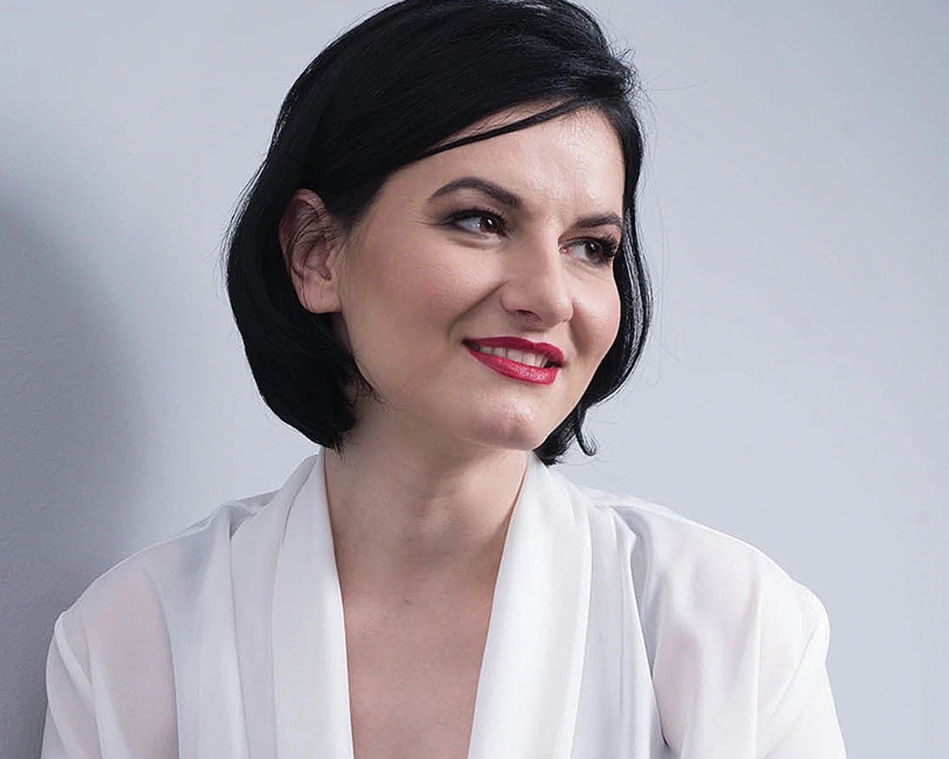Medic Primar Chirurgie Plastică, Estetică şi Microchirurgie Reconstructivă.