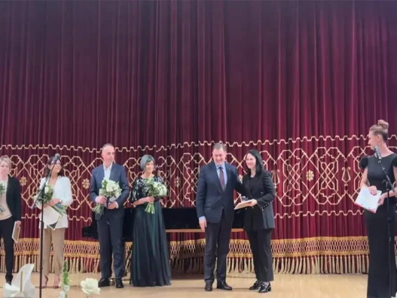 Dr Sidonia Susanu premiata cu Premiul George Emil Palade | 20 de ani de excelenta in chirurgie plastica